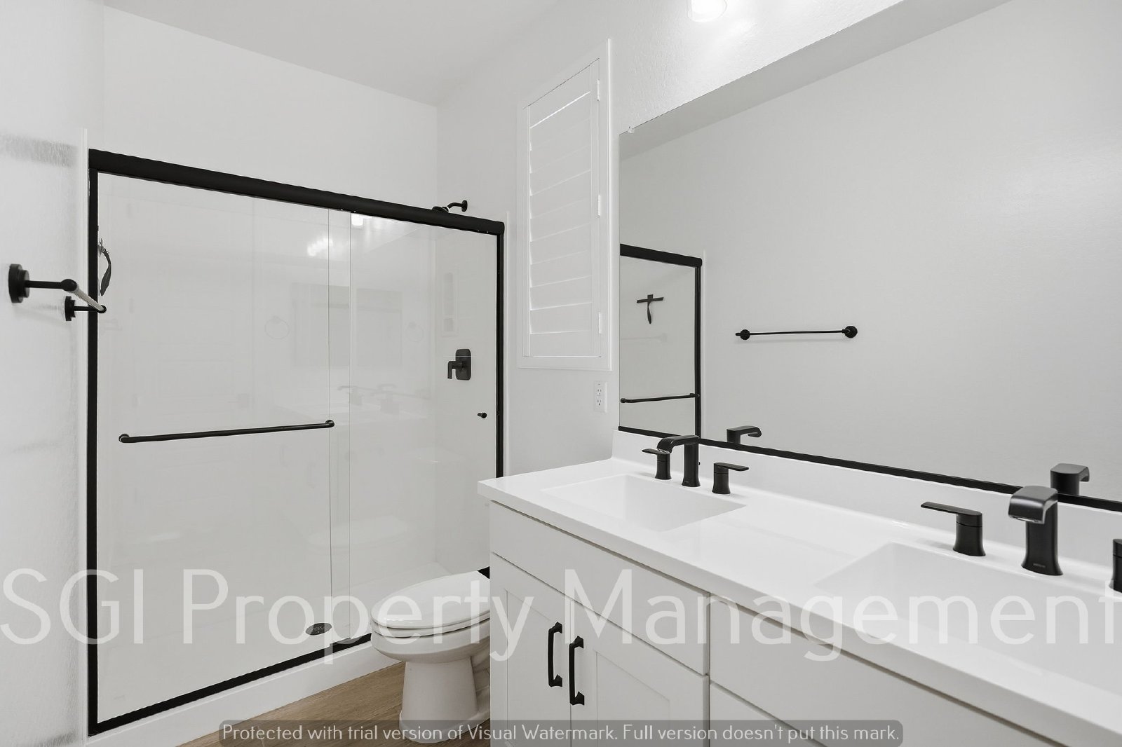 5 Bedroom Luxury Home in a gated community property image