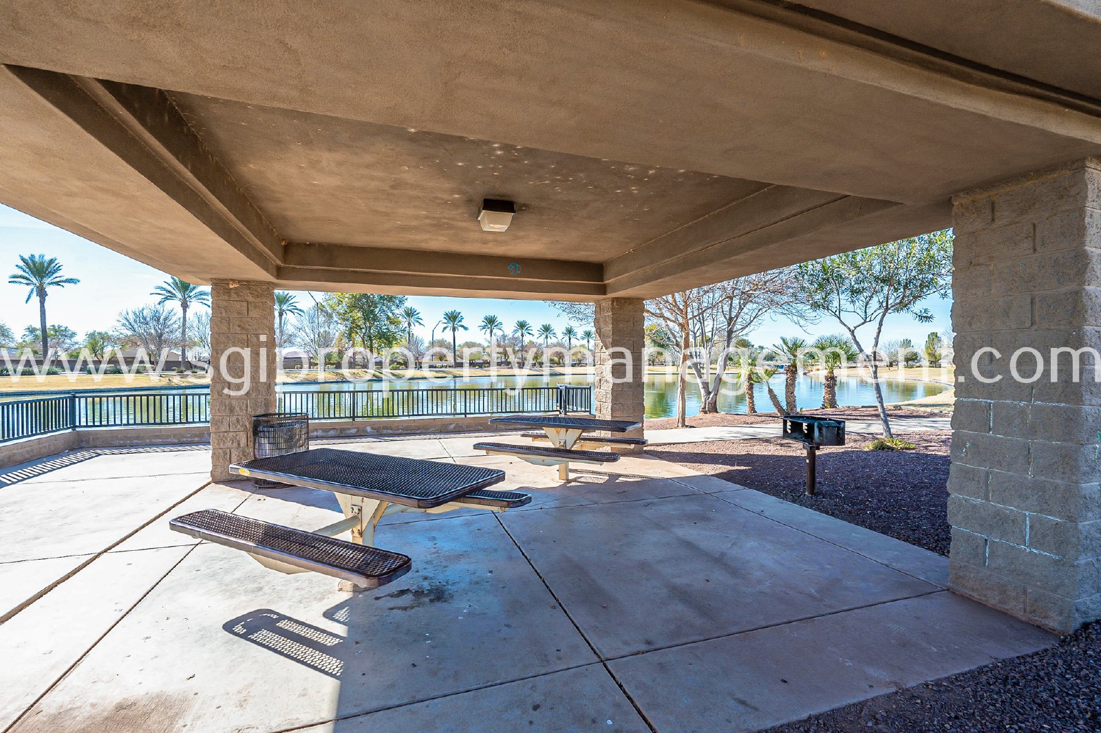 4 bedroom Casa Grande home property image