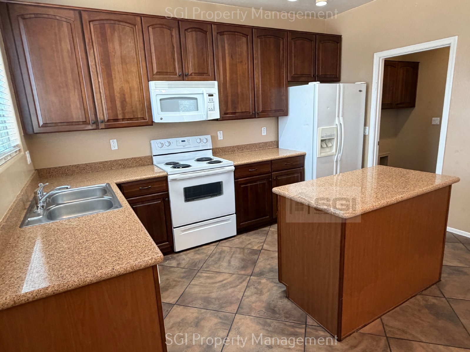 Beautiful 4 Bedroom Home! property image