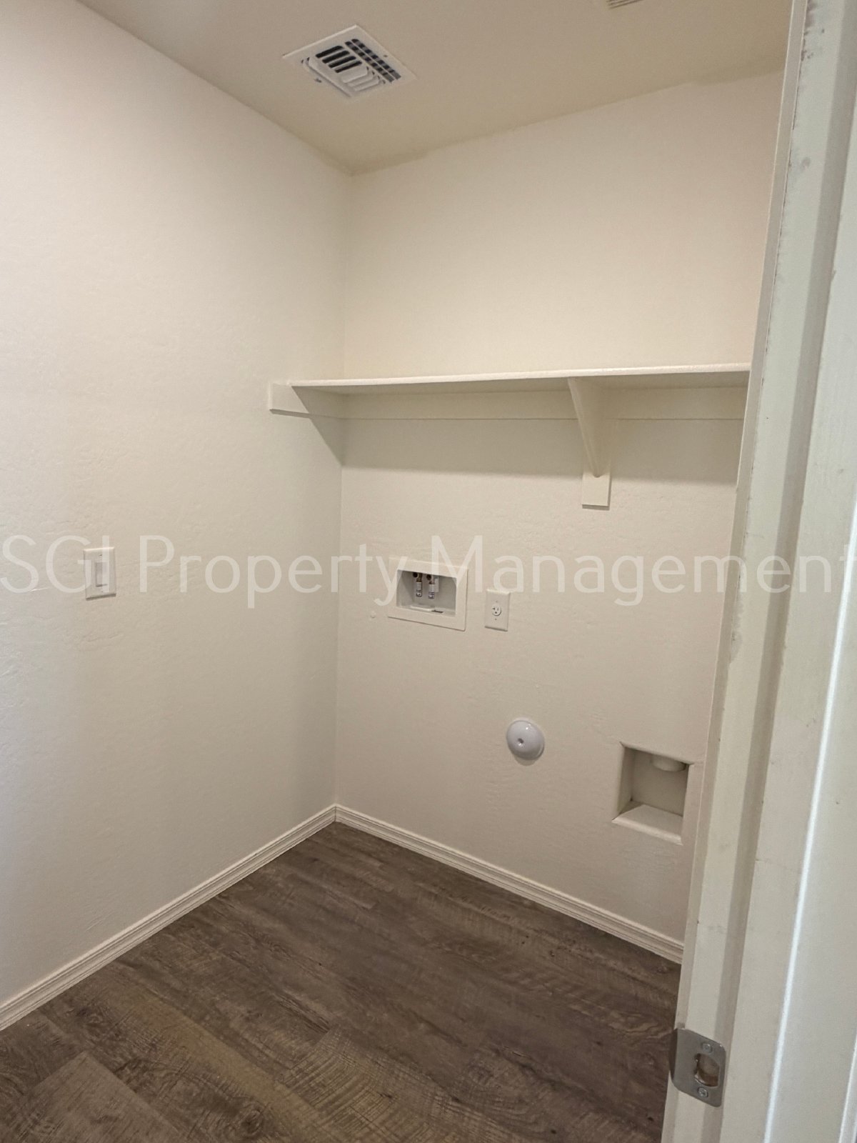 BEAUTIFUL  HOME IN GHOST HOLLOW COMMUNITY! property image