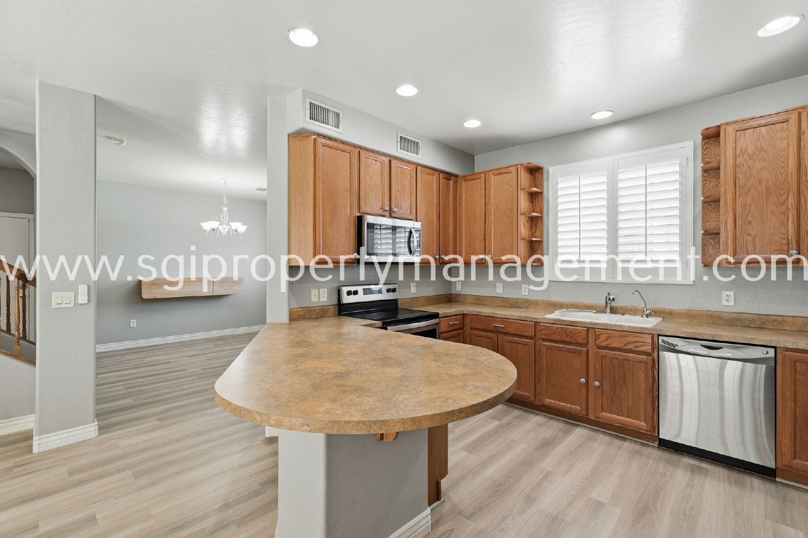 3 bedroom, 2.5 bathroom Ahwatukee home property image