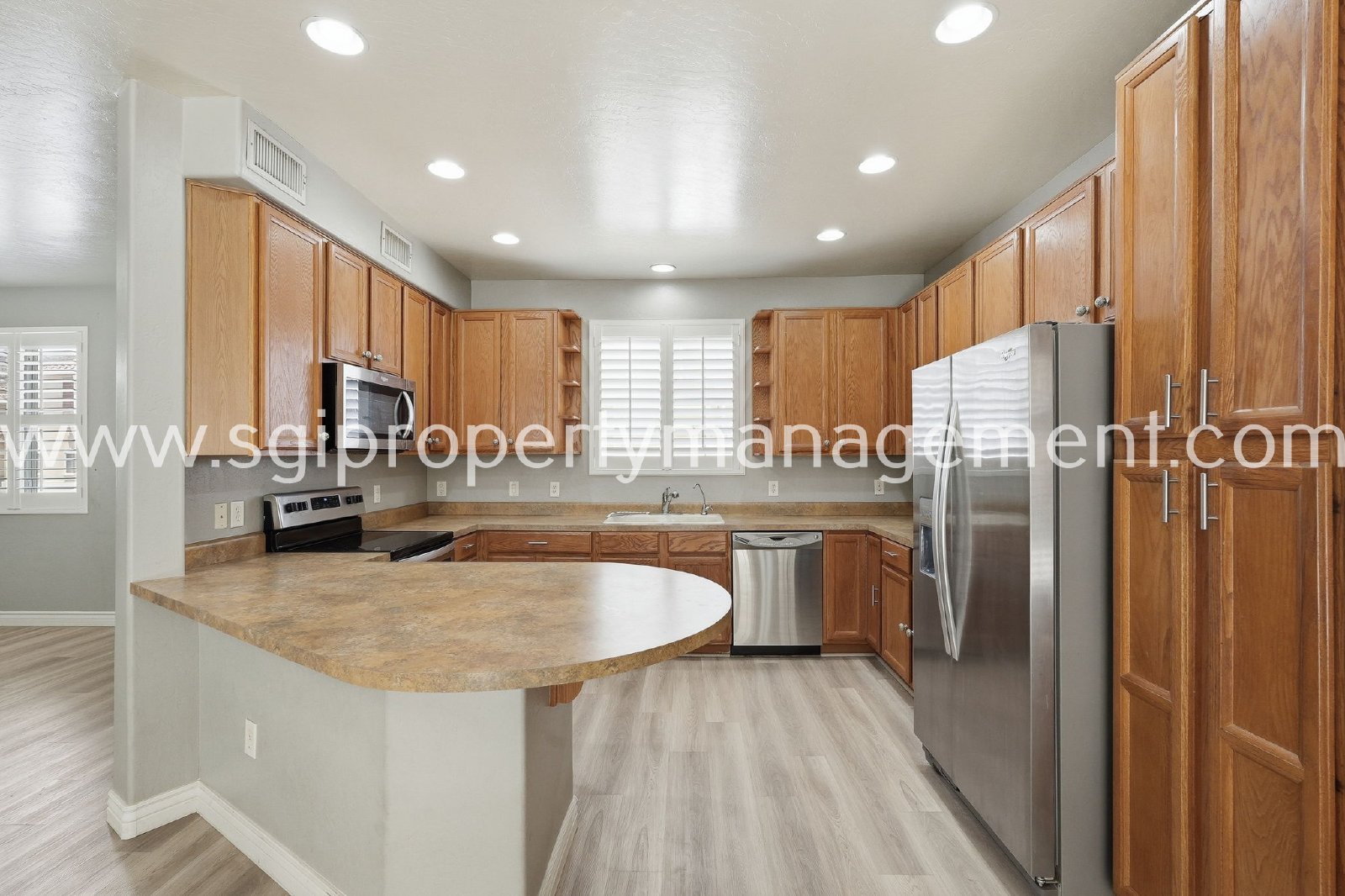 3 bedroom, 2.5 bathroom Ahwatukee home property image