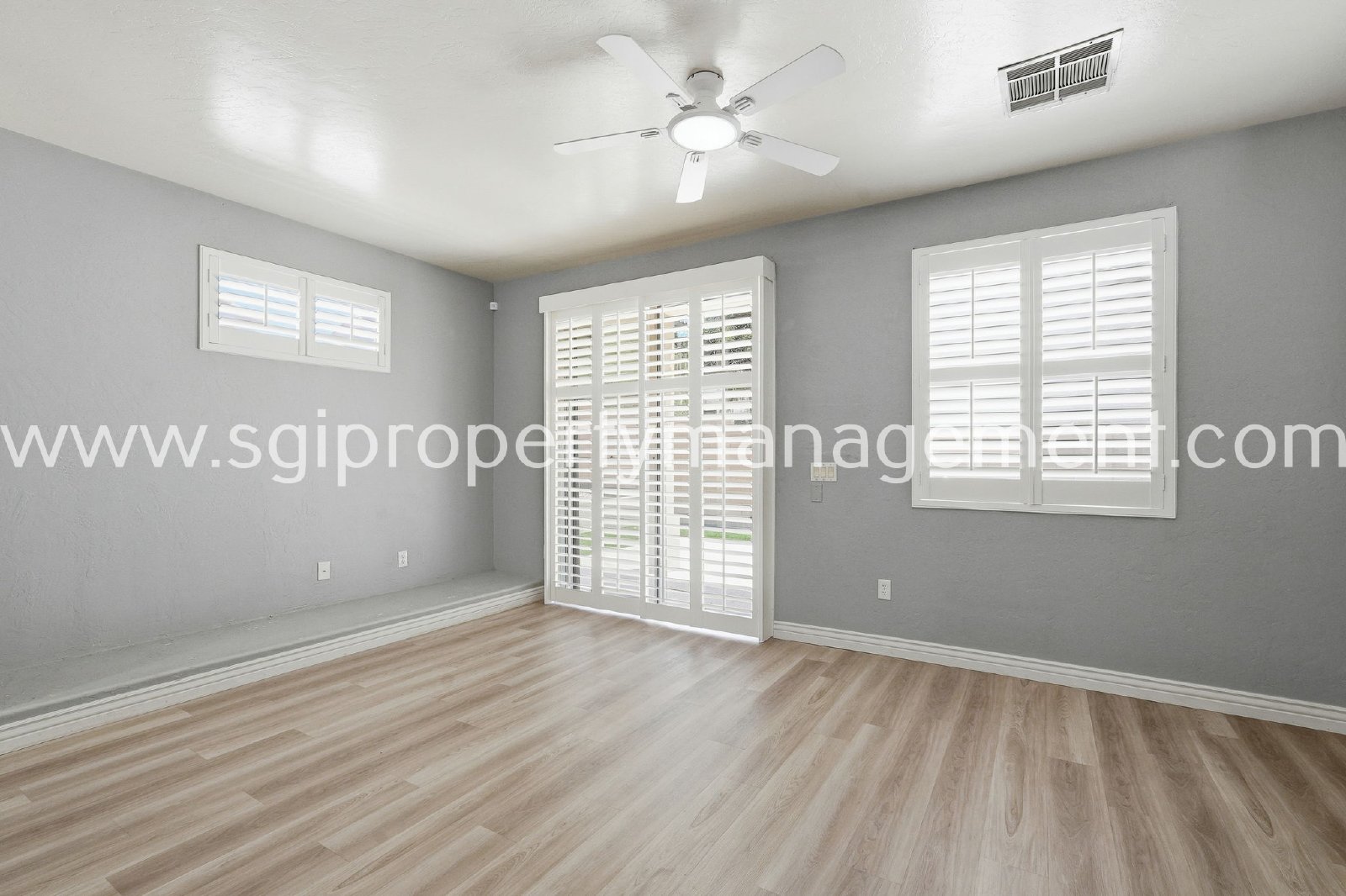 3 bedroom, 2.5 bathroom Ahwatukee home property image