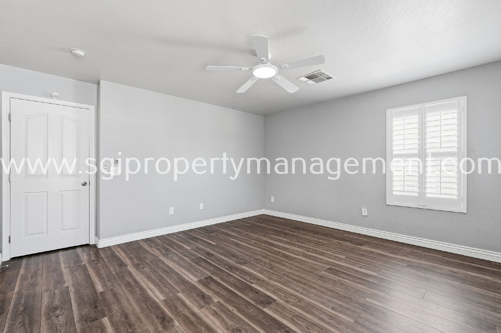 3 bedroom, 2.5 bathroom Ahwatukee home property image