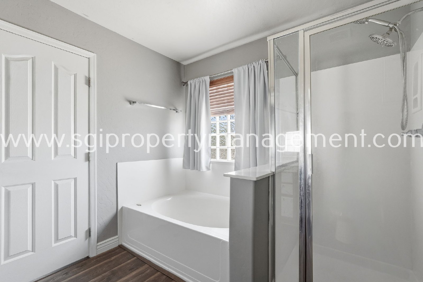 3 bedroom, 2.5 bathroom Ahwatukee home property image