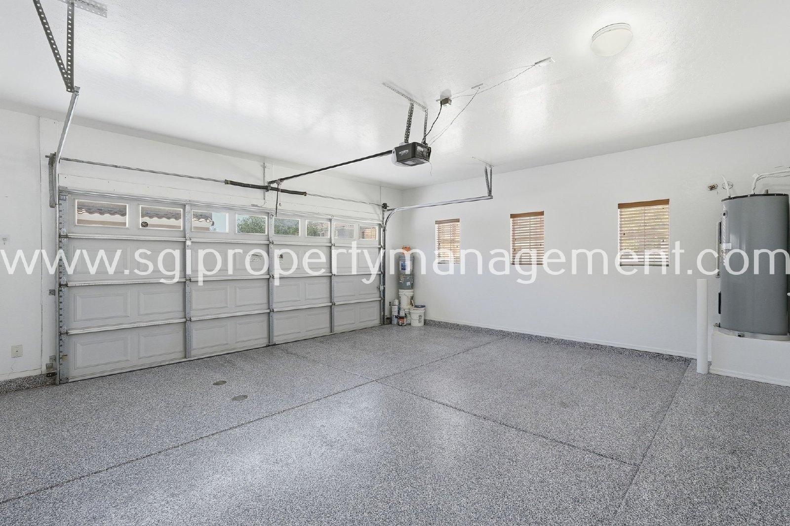 3 bedroom, 2.5 bathroom Ahwatukee home property image