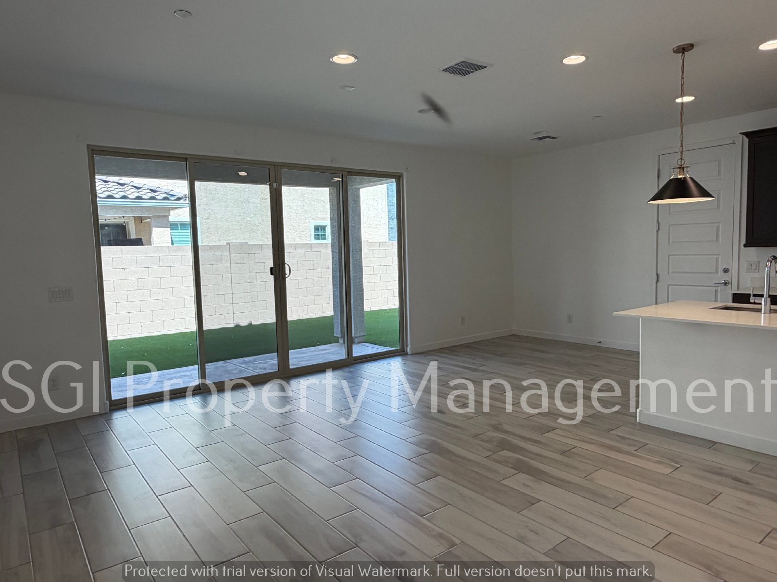 Beautiful 4 bedroom 3 bath Gilbert home for rent property image