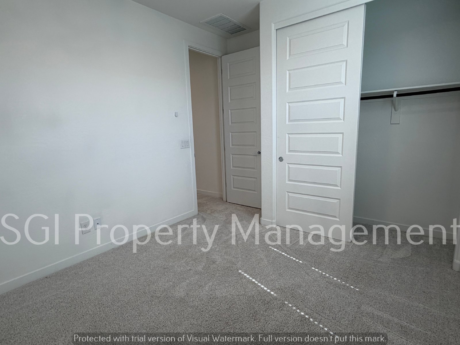 Beautiful 4 bedroom 3 bath Gilbert home for rent property image
