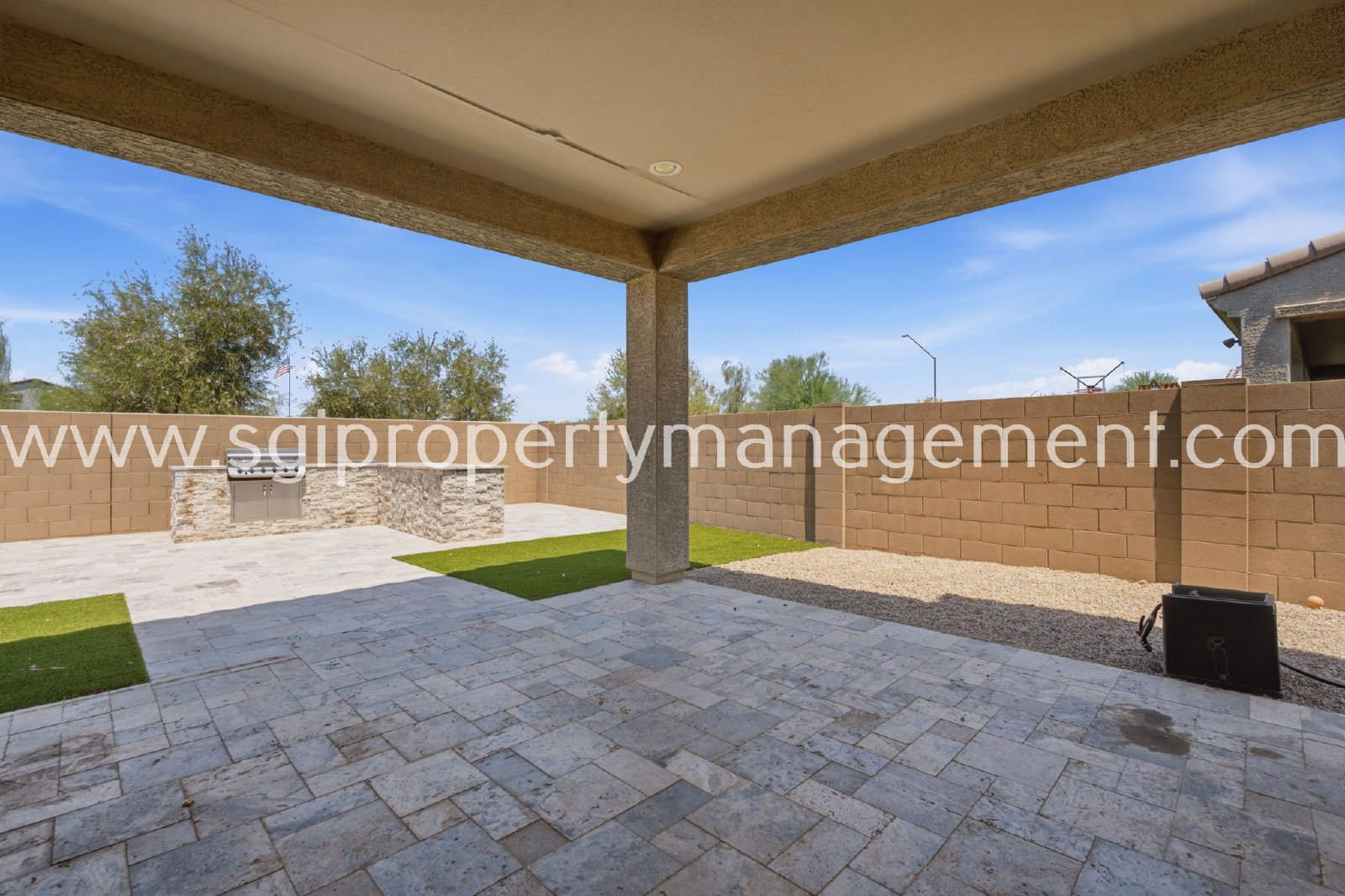 Beautiful 5 bedroom in Surprise property image