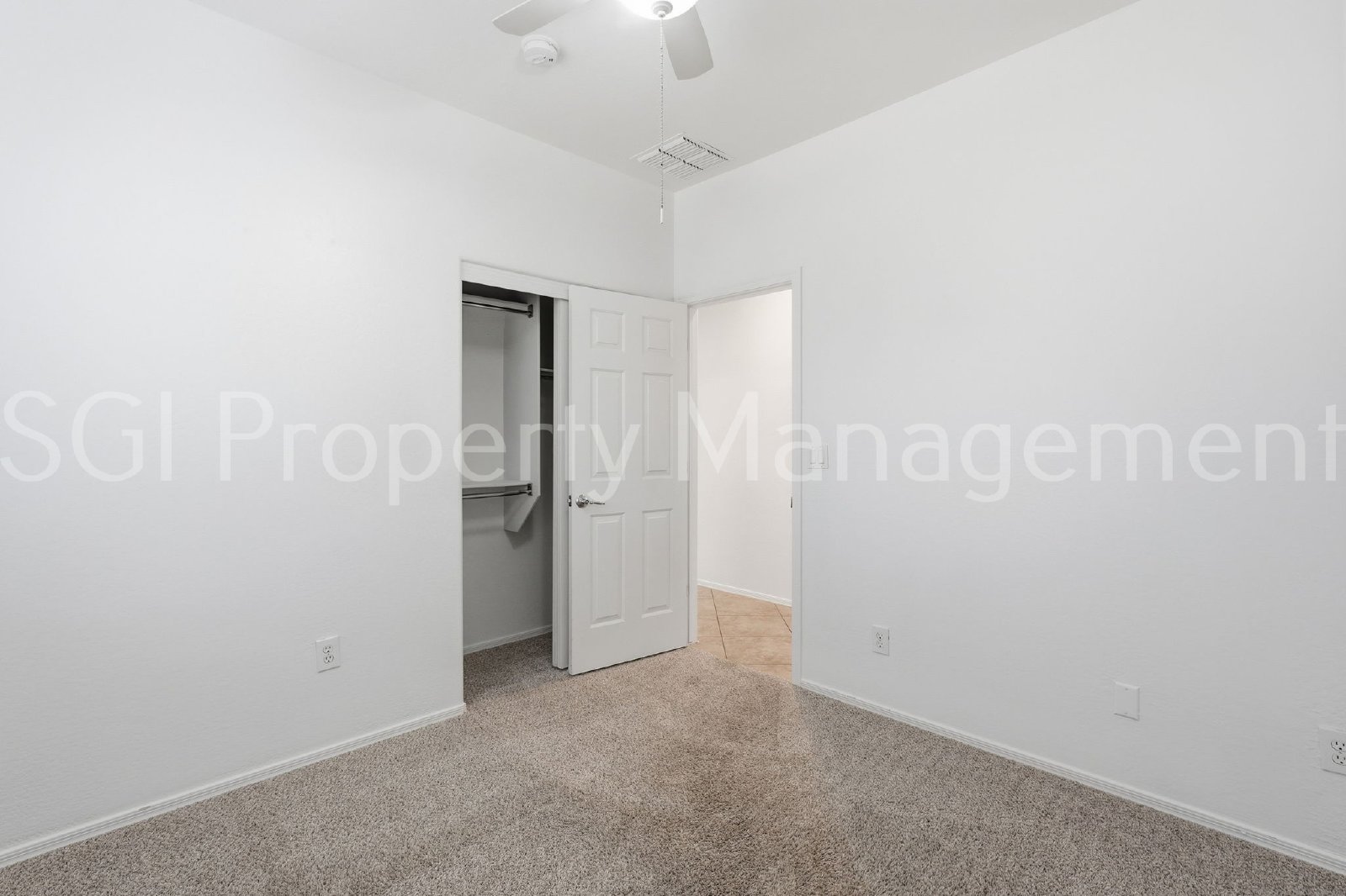 BEAUTIFUL ANTHEM HOME WITH PRIVATE POOL!! property image