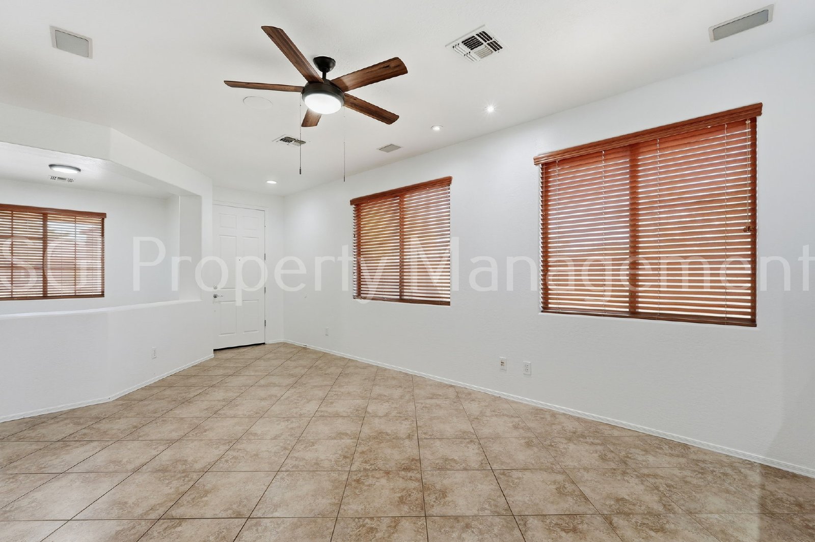 BEAUTIFUL ANTHEM HOME WITH PRIVATE POOL!! property image