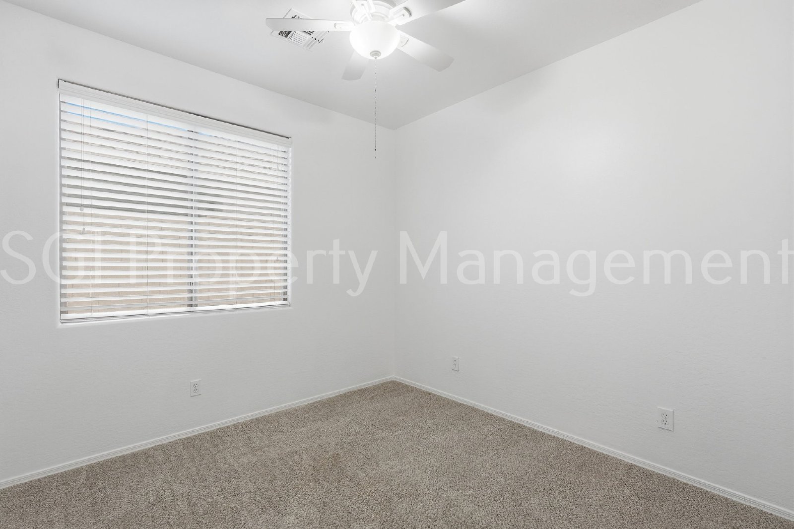 BEAUTIFUL ANTHEM HOME WITH PRIVATE POOL!! property image