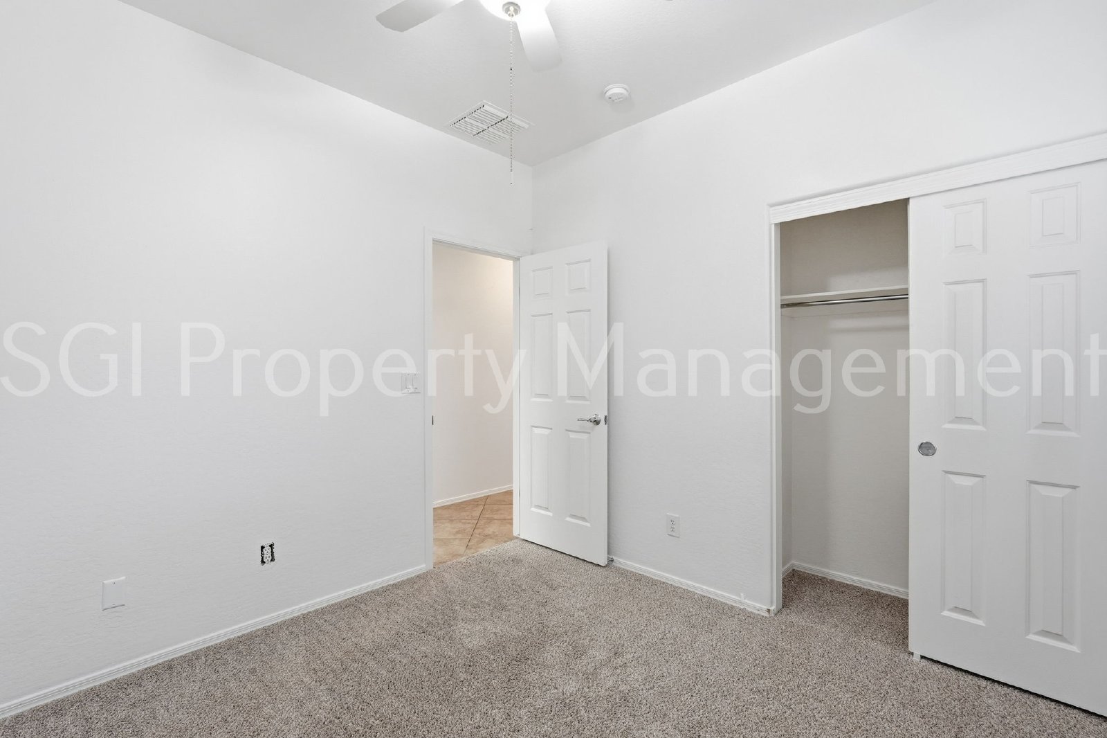 BEAUTIFUL ANTHEM HOME WITH PRIVATE POOL!! property image