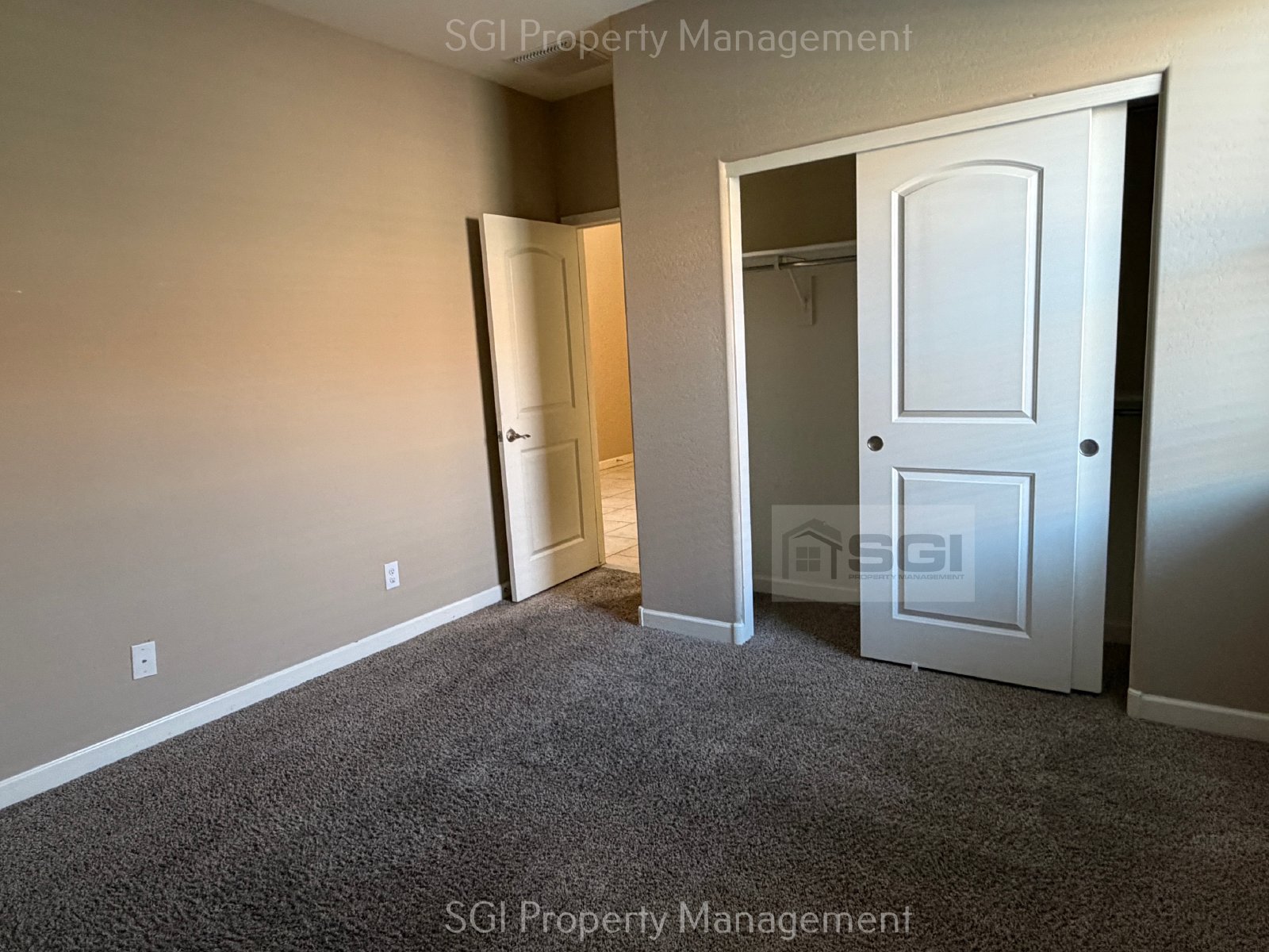 Beautiful Cul-De-Sac Home Near Park! property image