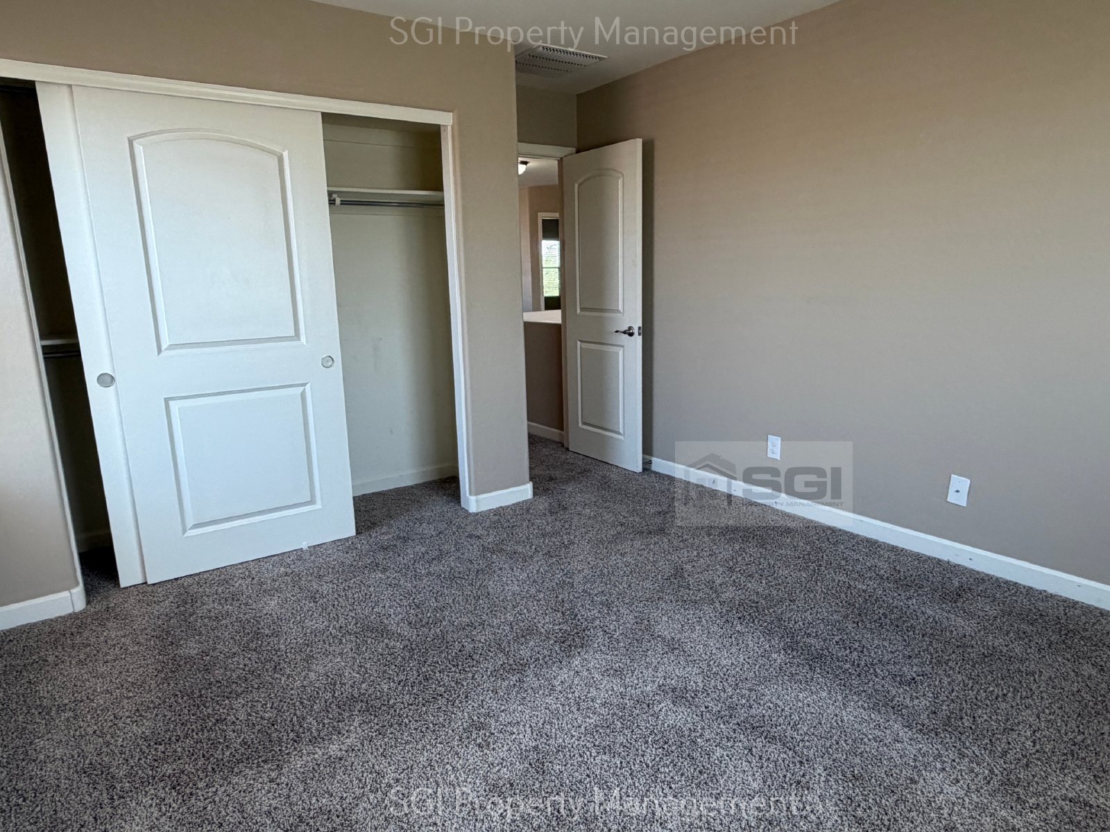 Beautiful Cul-De-Sac Home Near Park! property image