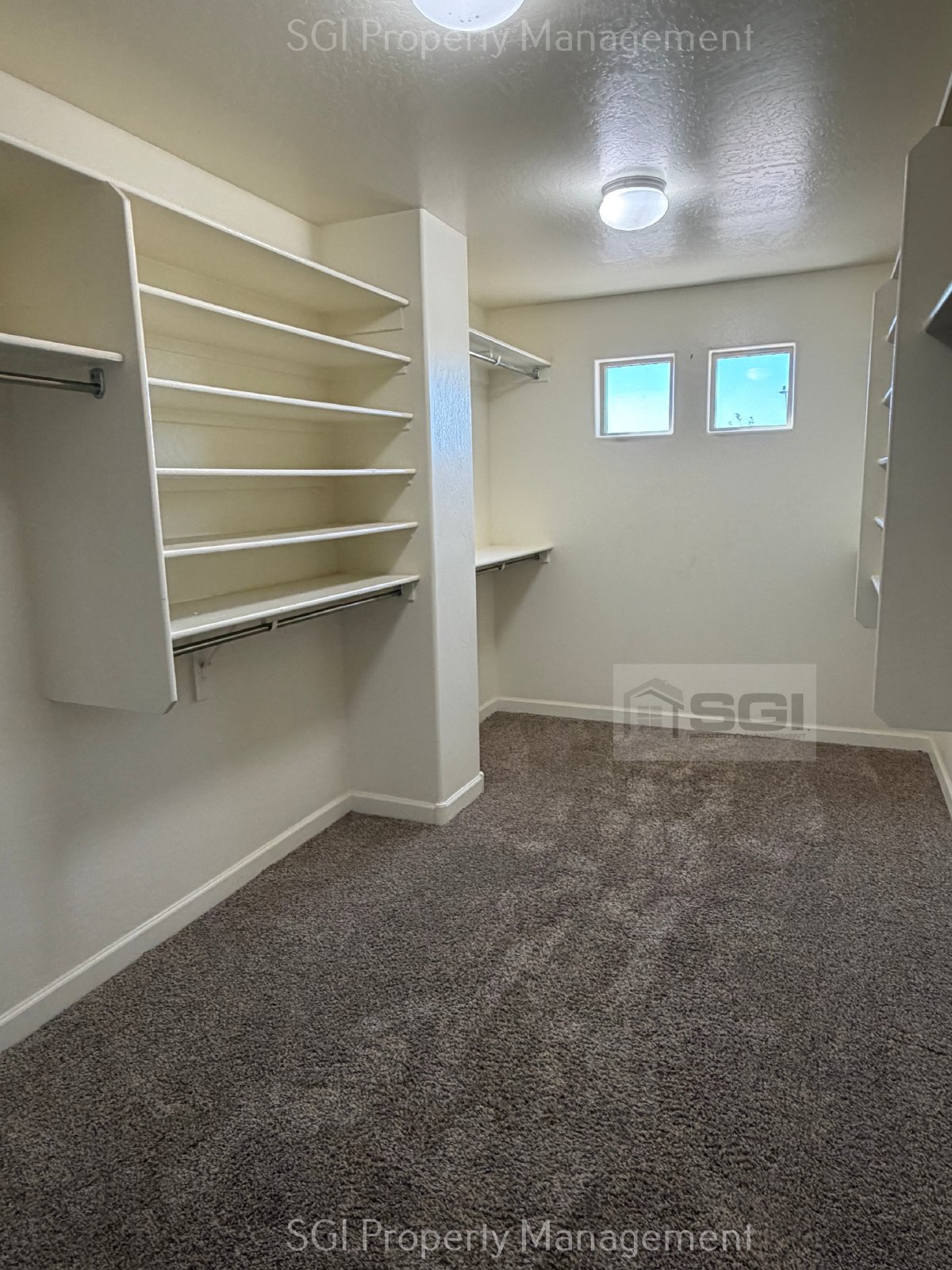 Beautiful Cul-De-Sac Home Near Park! property image