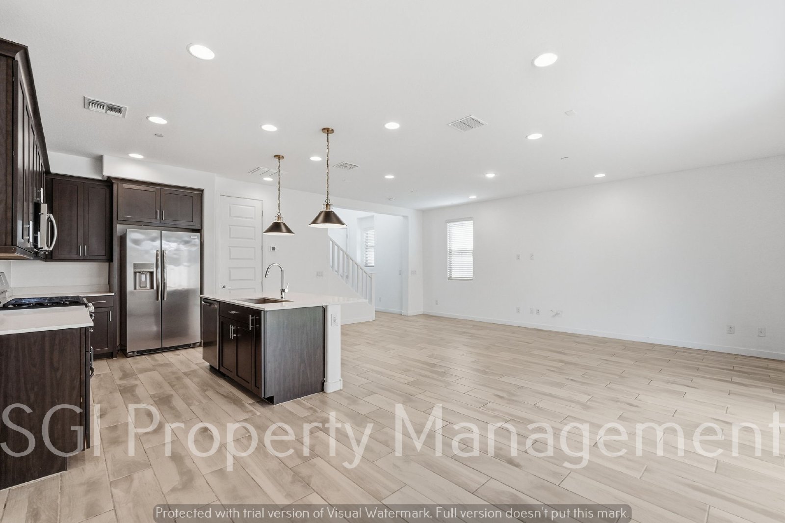 Beautiful 4 bedroom 3 bath Gilbert home for rent property image