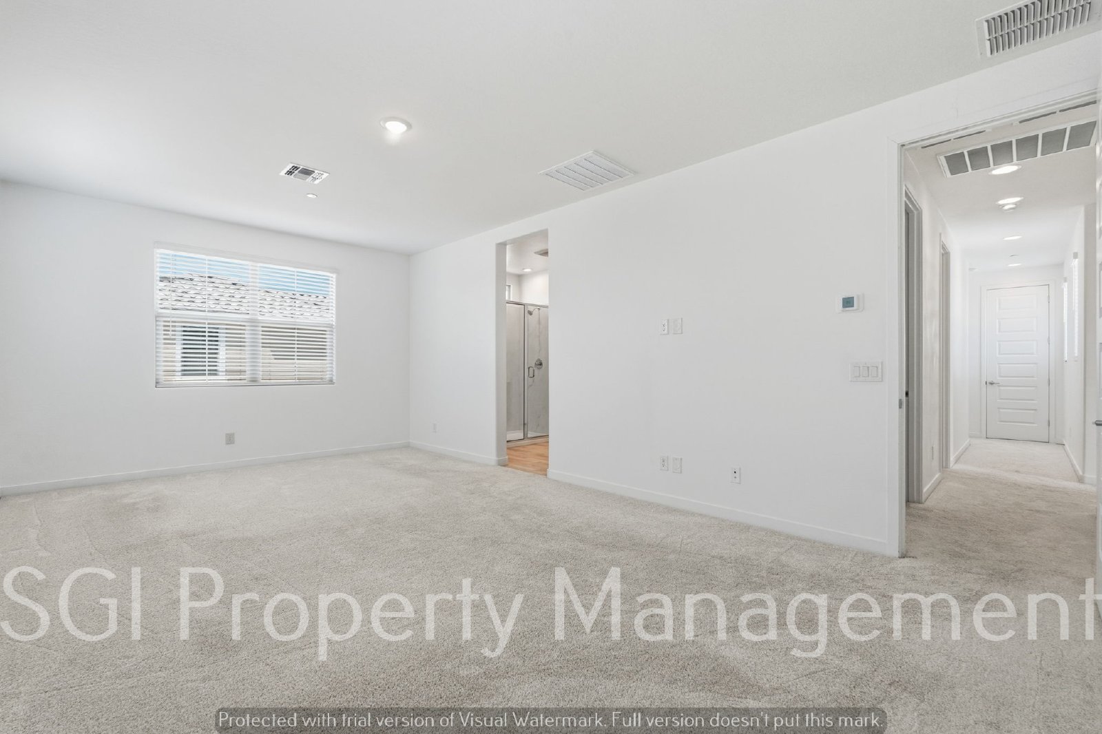 Beautiful 4 bedroom 3 bath Gilbert home for rent property image