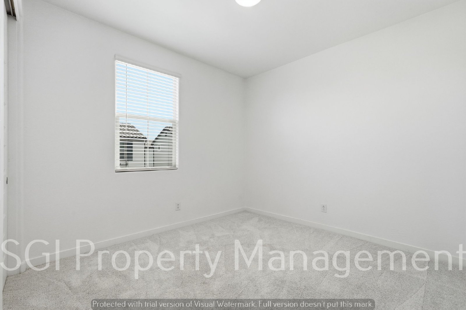Beautiful 4 bedroom 3 bath Gilbert home for rent property image