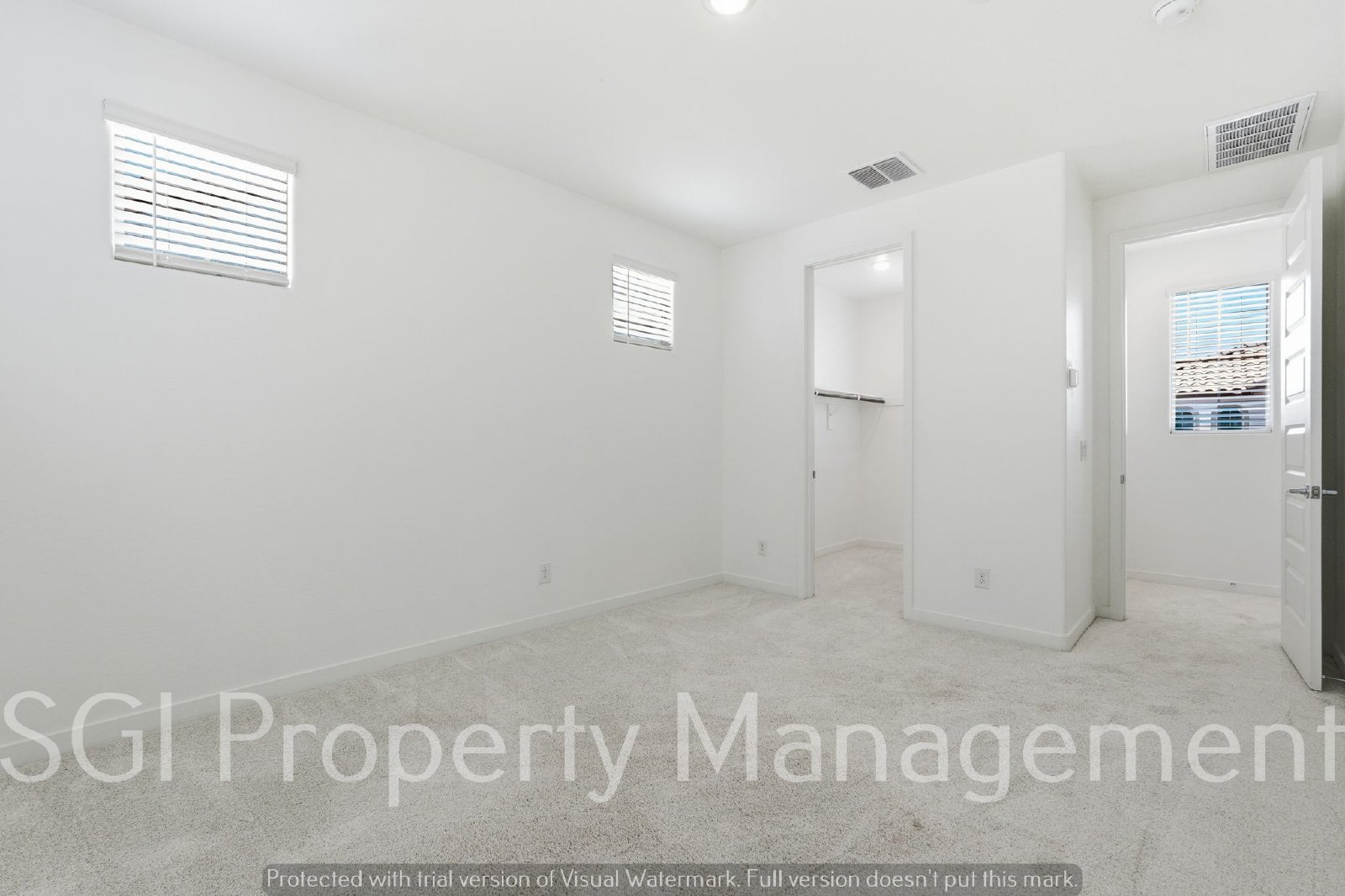 Beautiful 4 bedroom 3 bath Gilbert home for rent property image