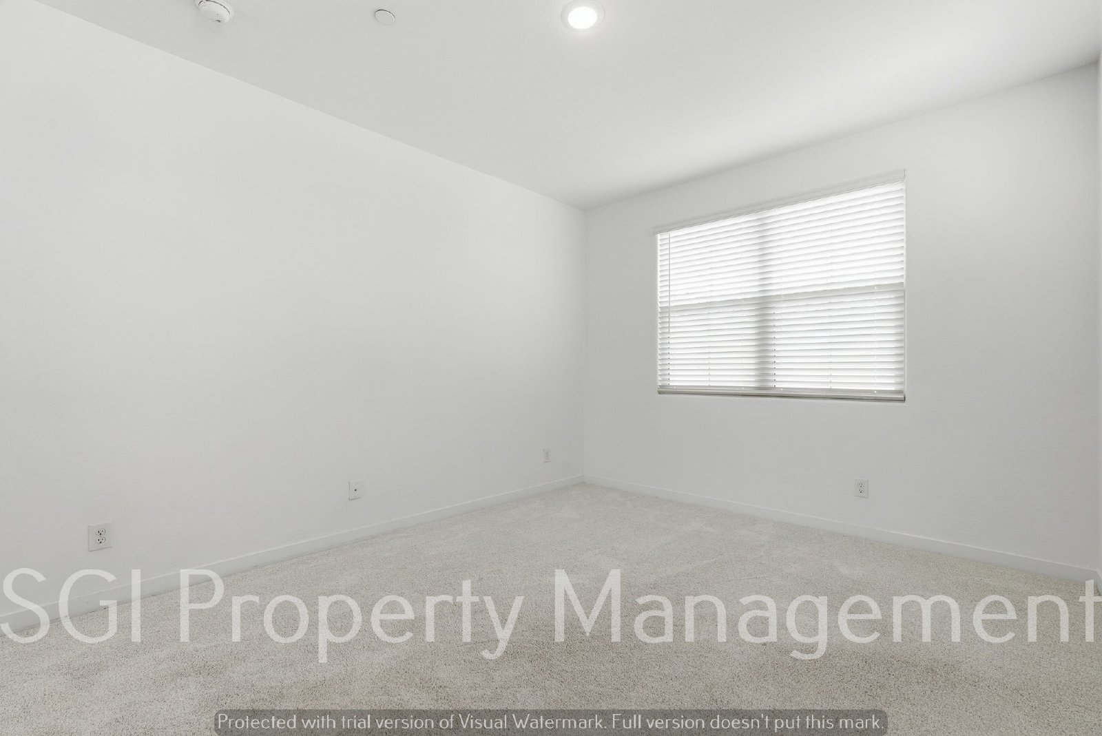 Beautiful 4 bedroom 3 bath Gilbert home for rent property image