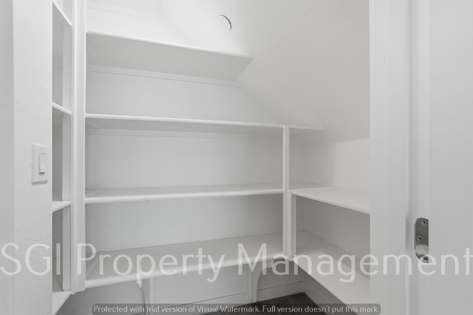 Beautiful 4 bedroom 3 bath Gilbert home for rent property image