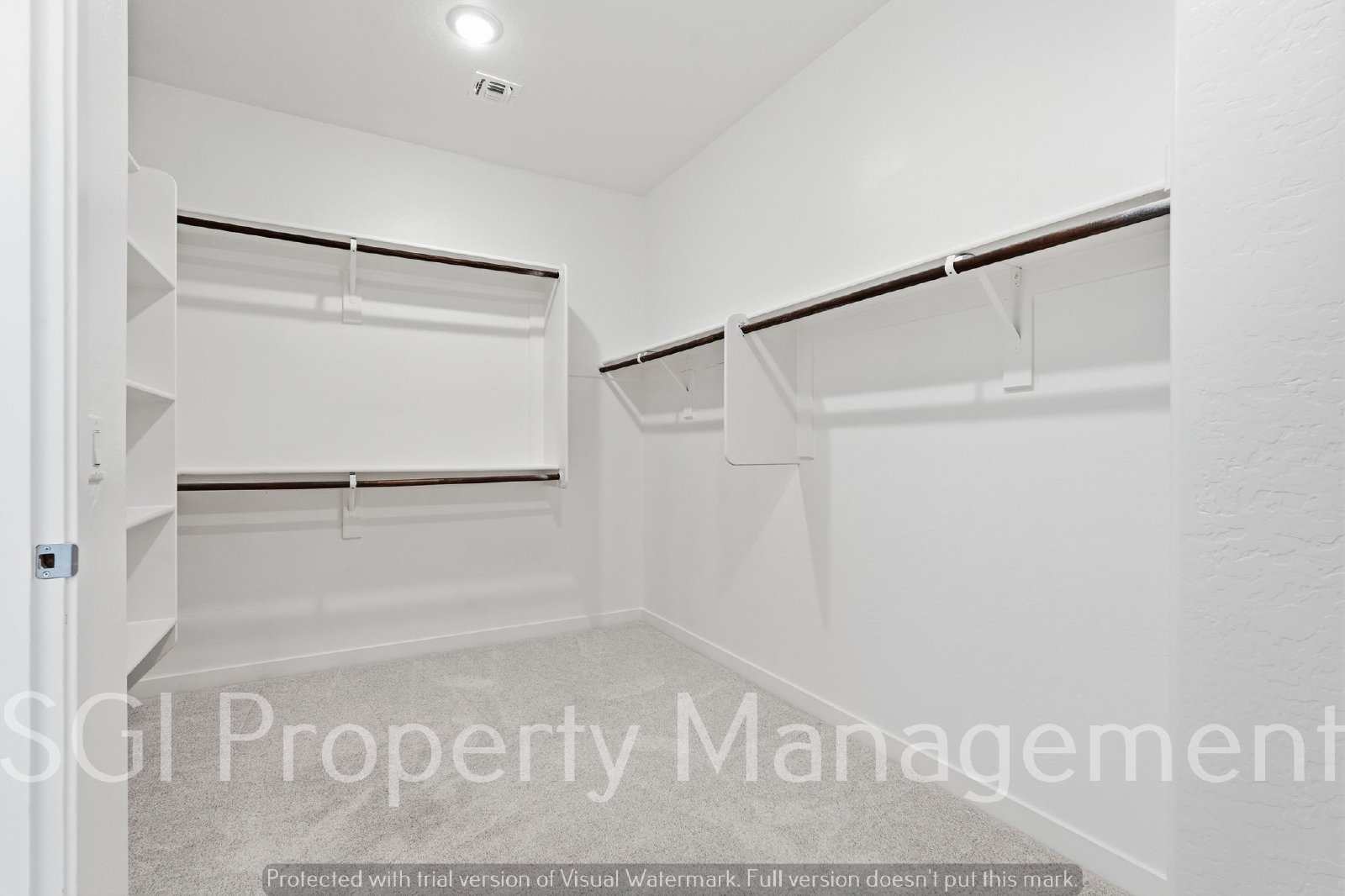 Beautiful 4 bedroom 3 bath Gilbert home for rent property image