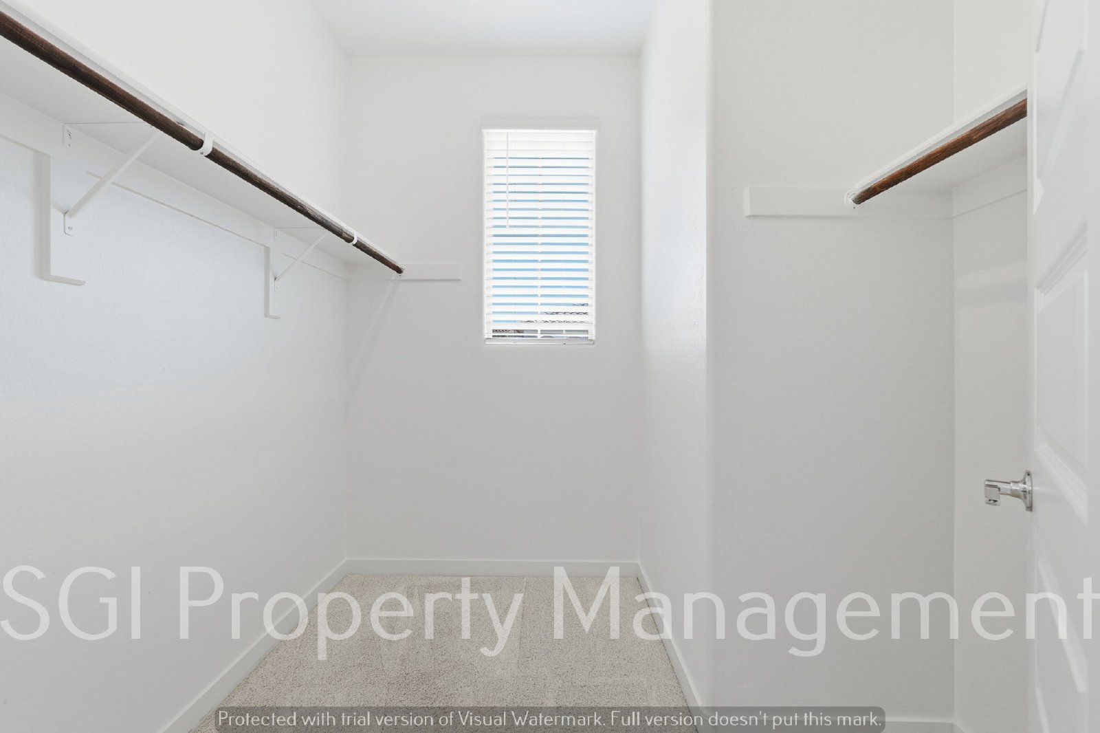 Beautiful 4 bedroom 3 bath Gilbert home for rent property image