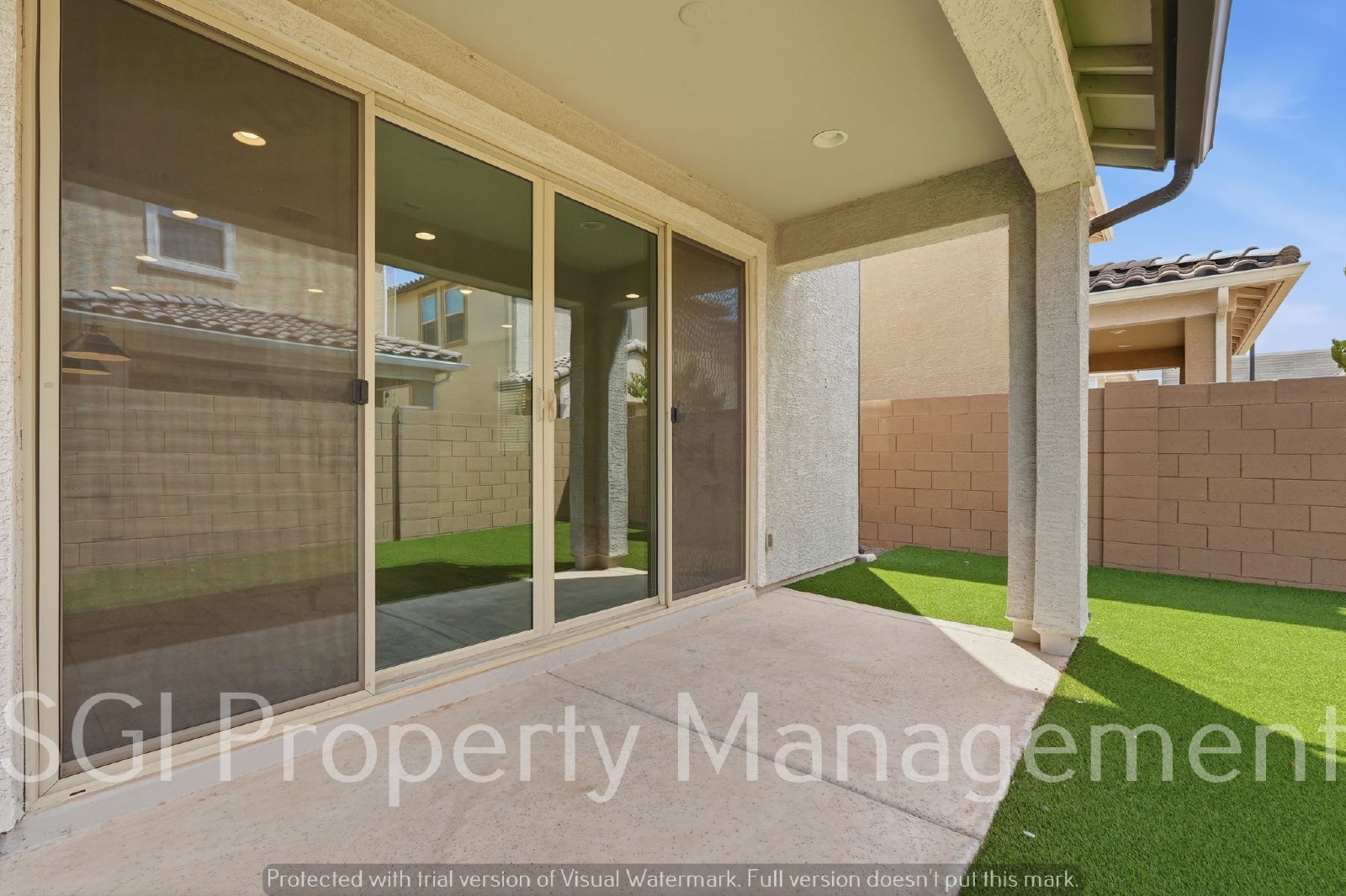 Beautiful 4 bedroom 3 bath Gilbert home for rent property image