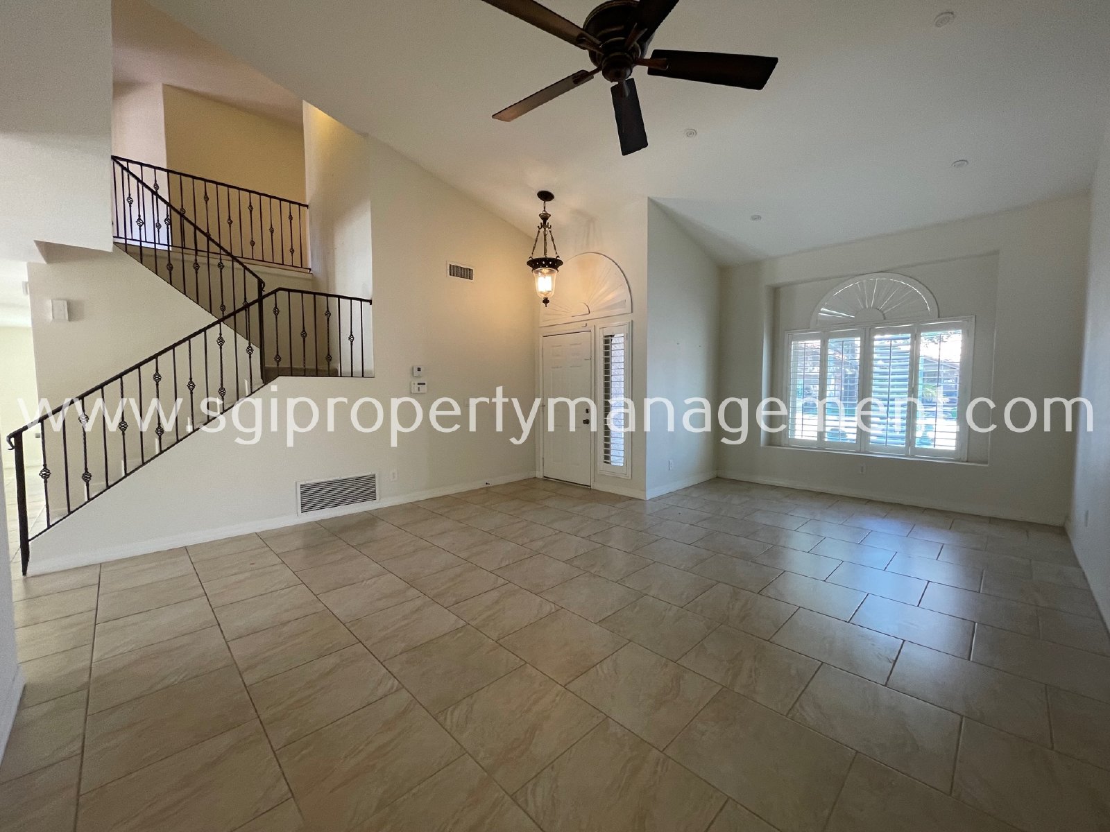 Ahwatukee Beauty in Mountain Ranch! property image