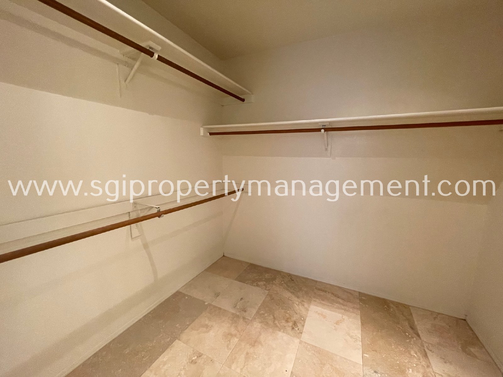Ahwatukee Beauty in Mountain Ranch! property image