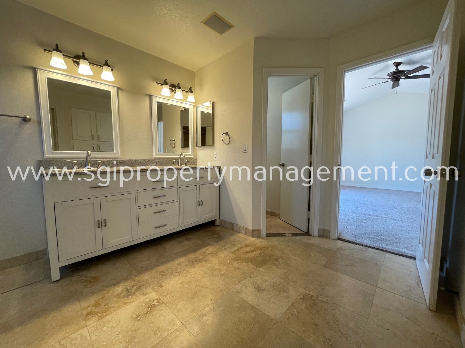 Ahwatukee Beauty in Mountain Ranch! property image
