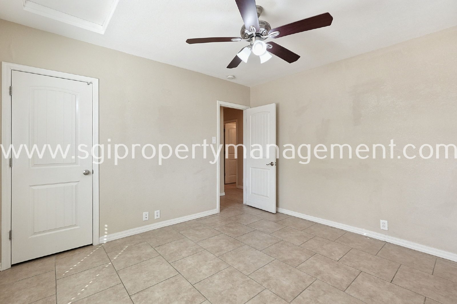 5 Bedroom Biltmore home for rent property image
