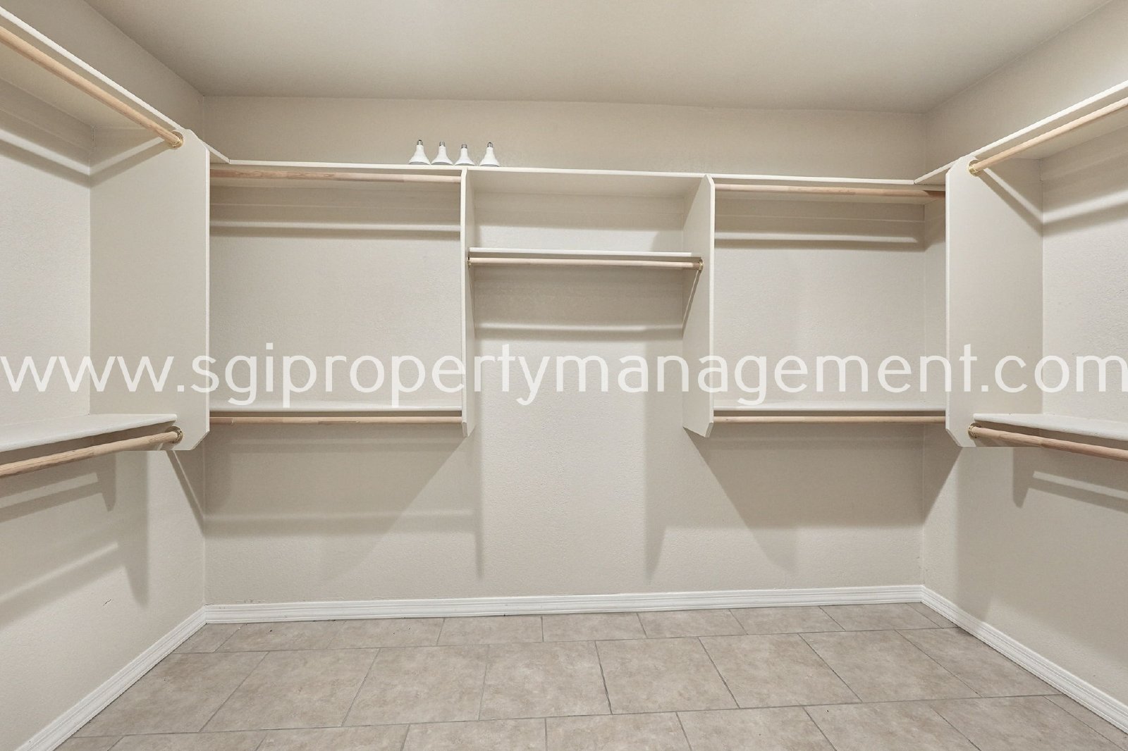 5 Bedroom Biltmore home for rent property image