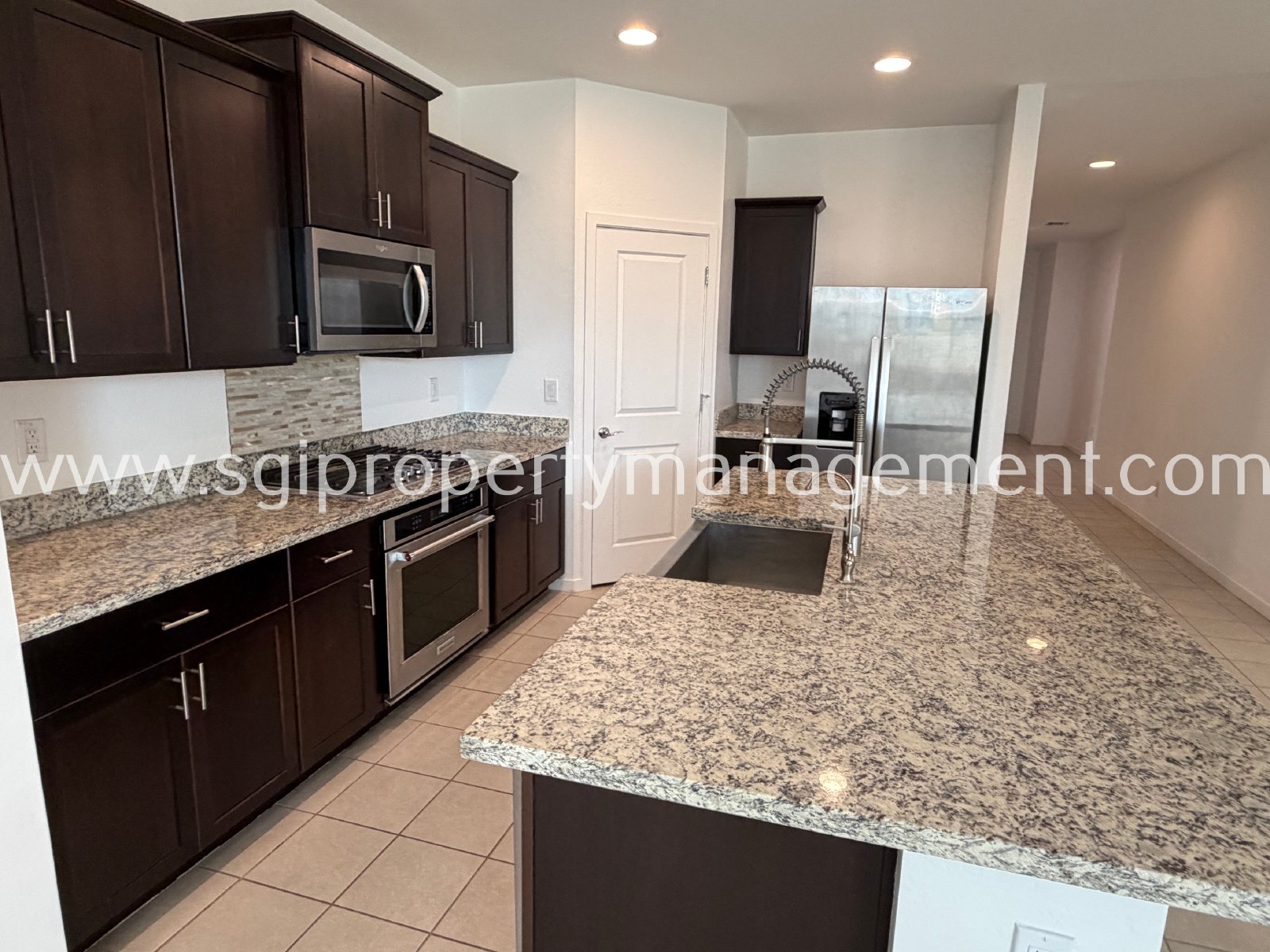 4 BEDROOM CASA GRANDE HOME property image