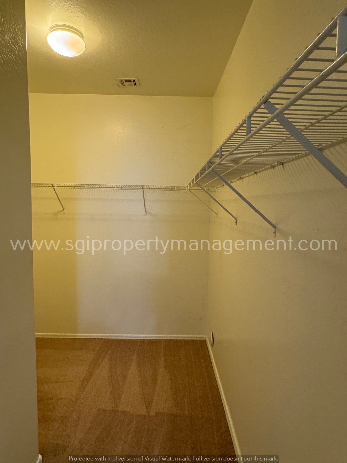 Beautiful split floorplan in a great neighborhood property image