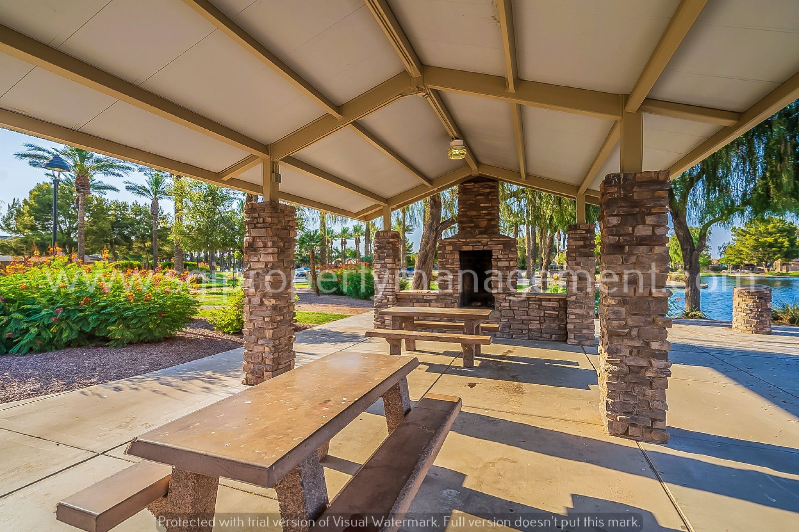 Beautiful split floorplan in a great neighborhood property image