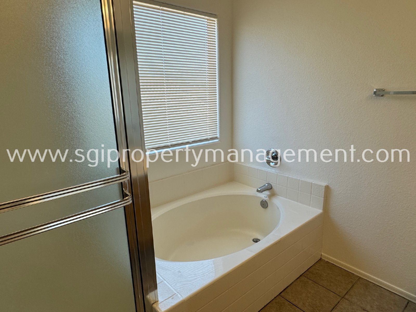 4 bedroom 2.5 bath in Coldwater Springs. property image