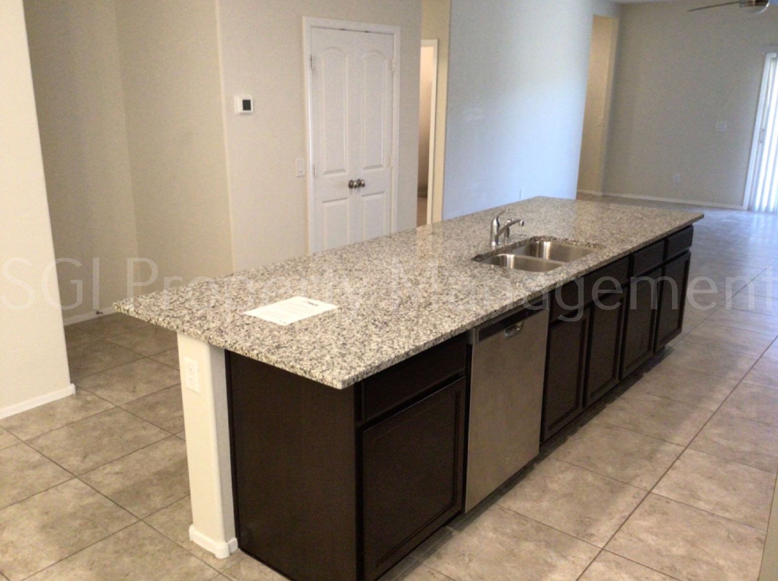 Beautiful home ready for move in property image