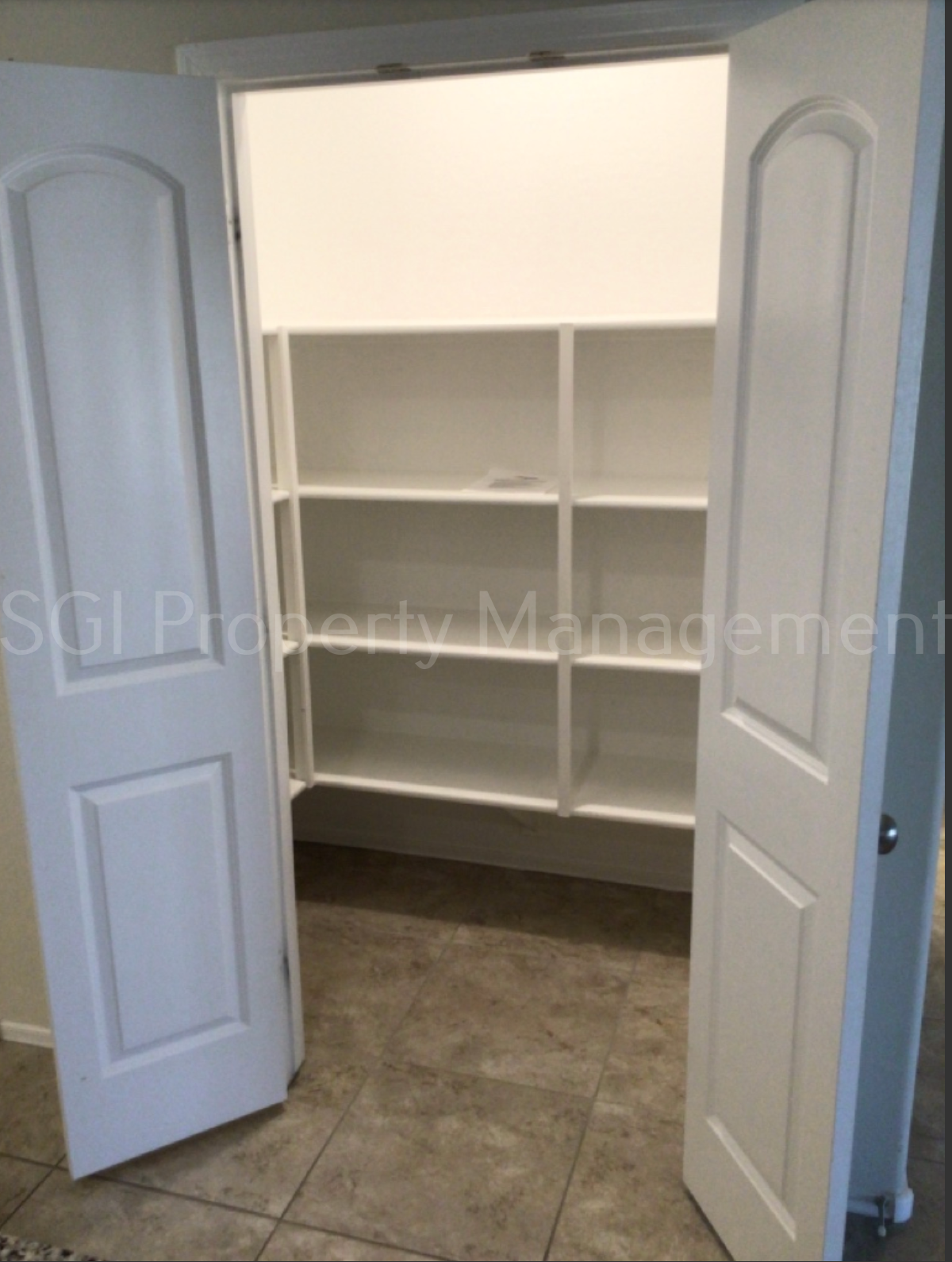 Beautiful home ready for move in property image