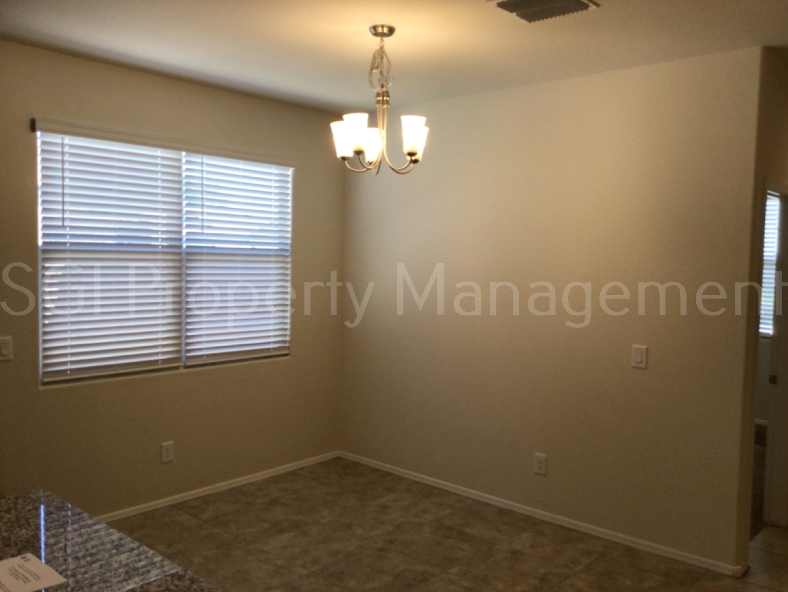 Beautiful home ready for move in property image