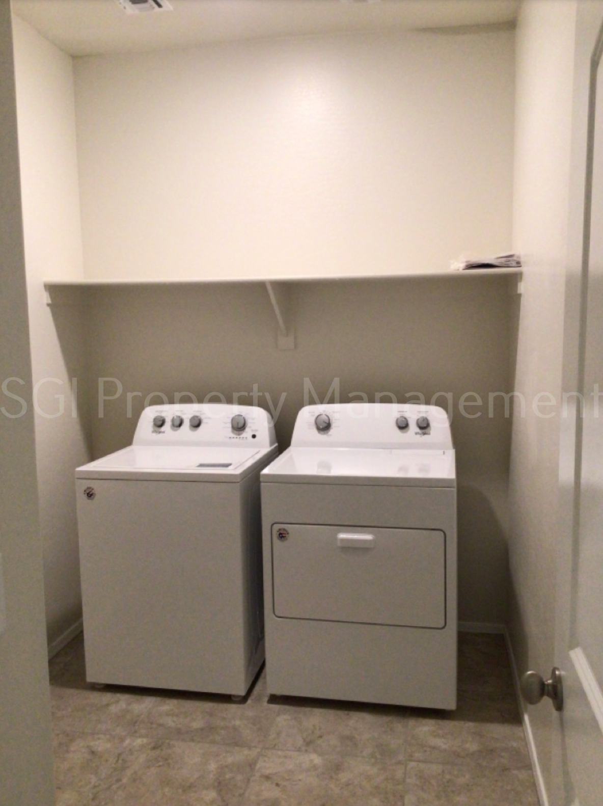 Beautiful home ready for move in property image